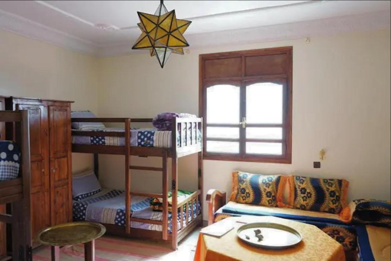 אימסואן Emallayan Hostel מראה חיצוני תמונה